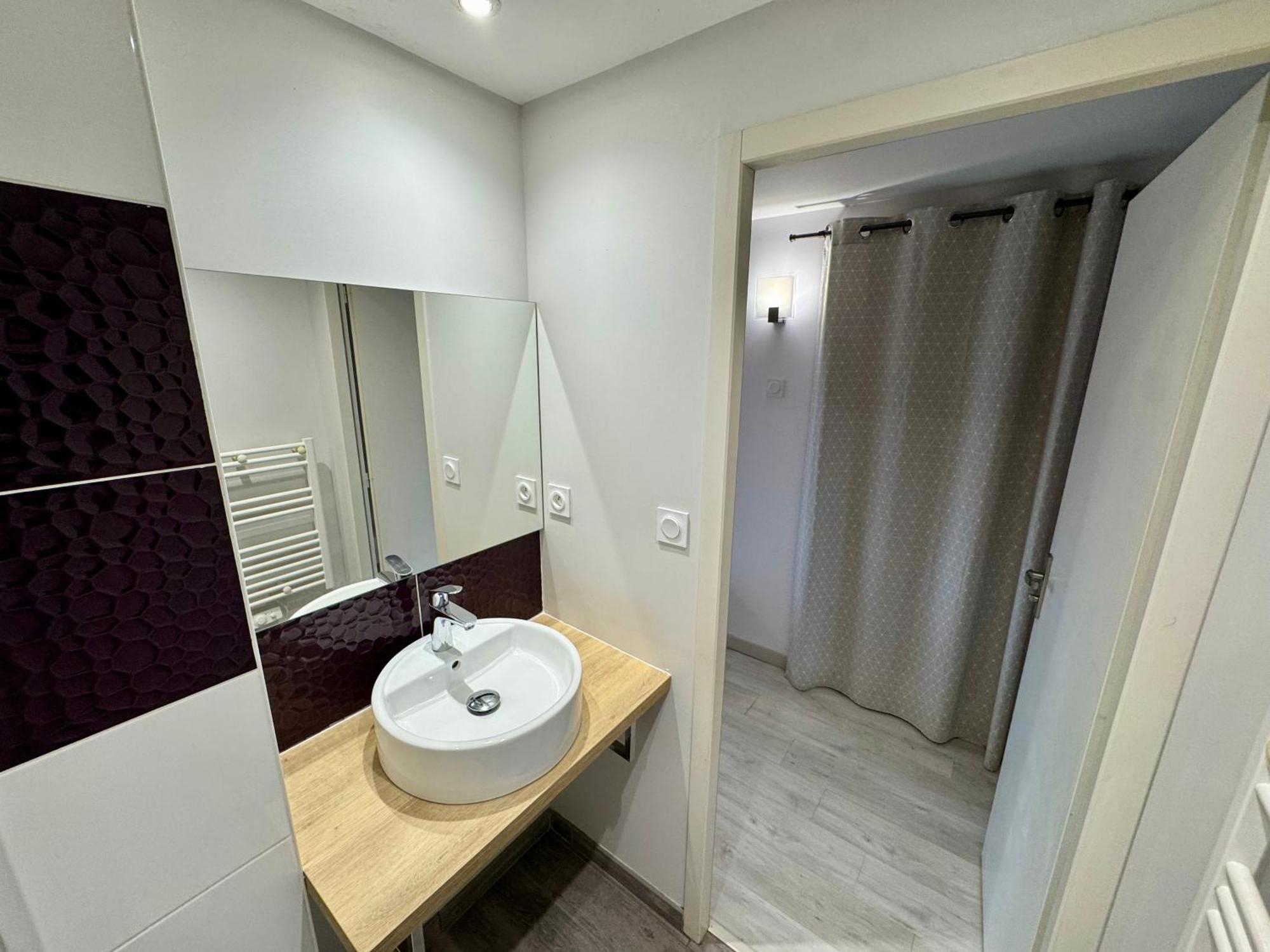Domaine Des 5 Roses - Rose Rouge Appartement La Guierche Buitenkant foto